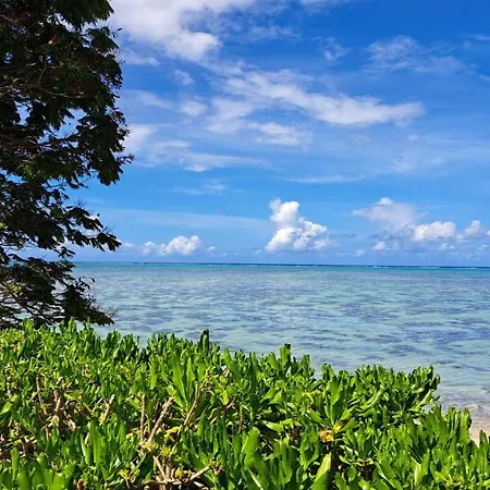 MOOREA - Fare Tiki Beach